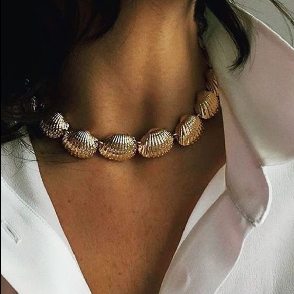 Barneys New York Jewelry - SALE Tohum Design Shell Necklace 22k Yellow Gold